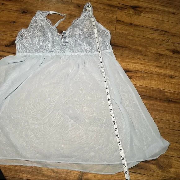 Cacique Elegant Lace Trimmed Babydoll - Light Blue size 18/20 - Picture 6 of 7